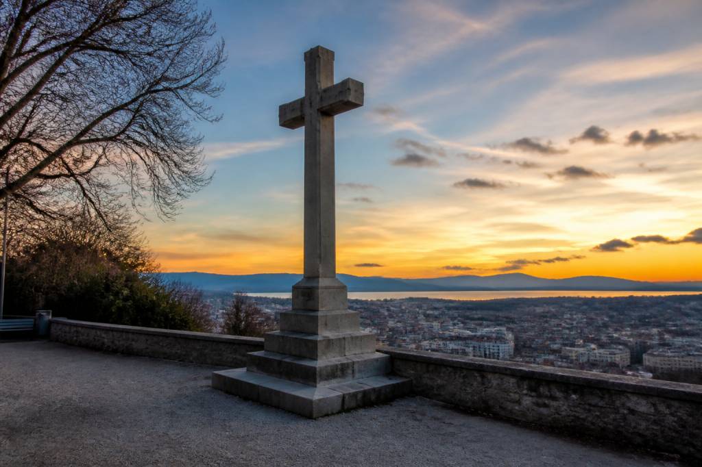La croix d&rsquo;ouchy : histoire et infos pratiques à Lausanne
