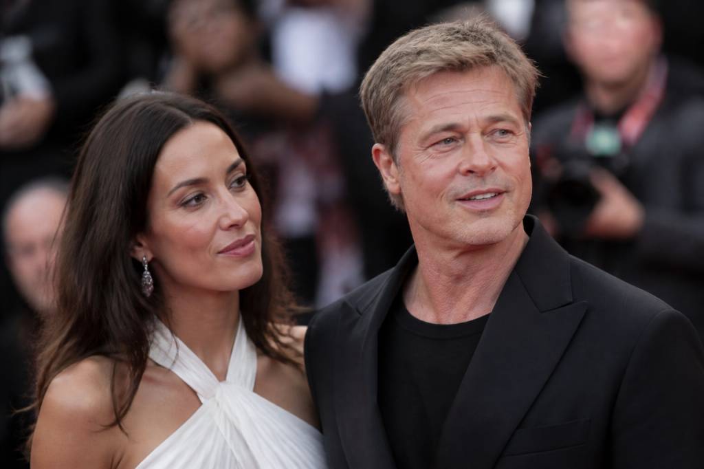 Brad Pitt et Ines de Ramon : ce que l’on sait de leur relation en 2026